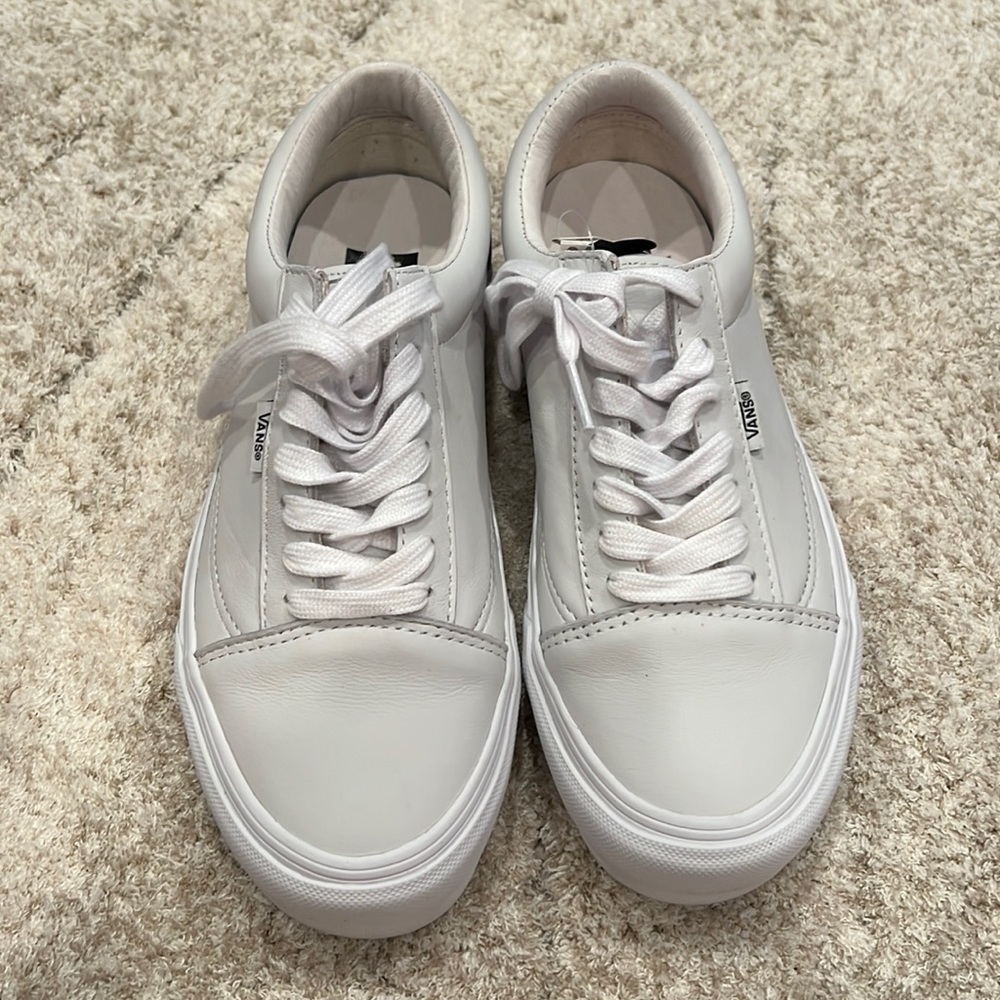 Brand new vans sneakers